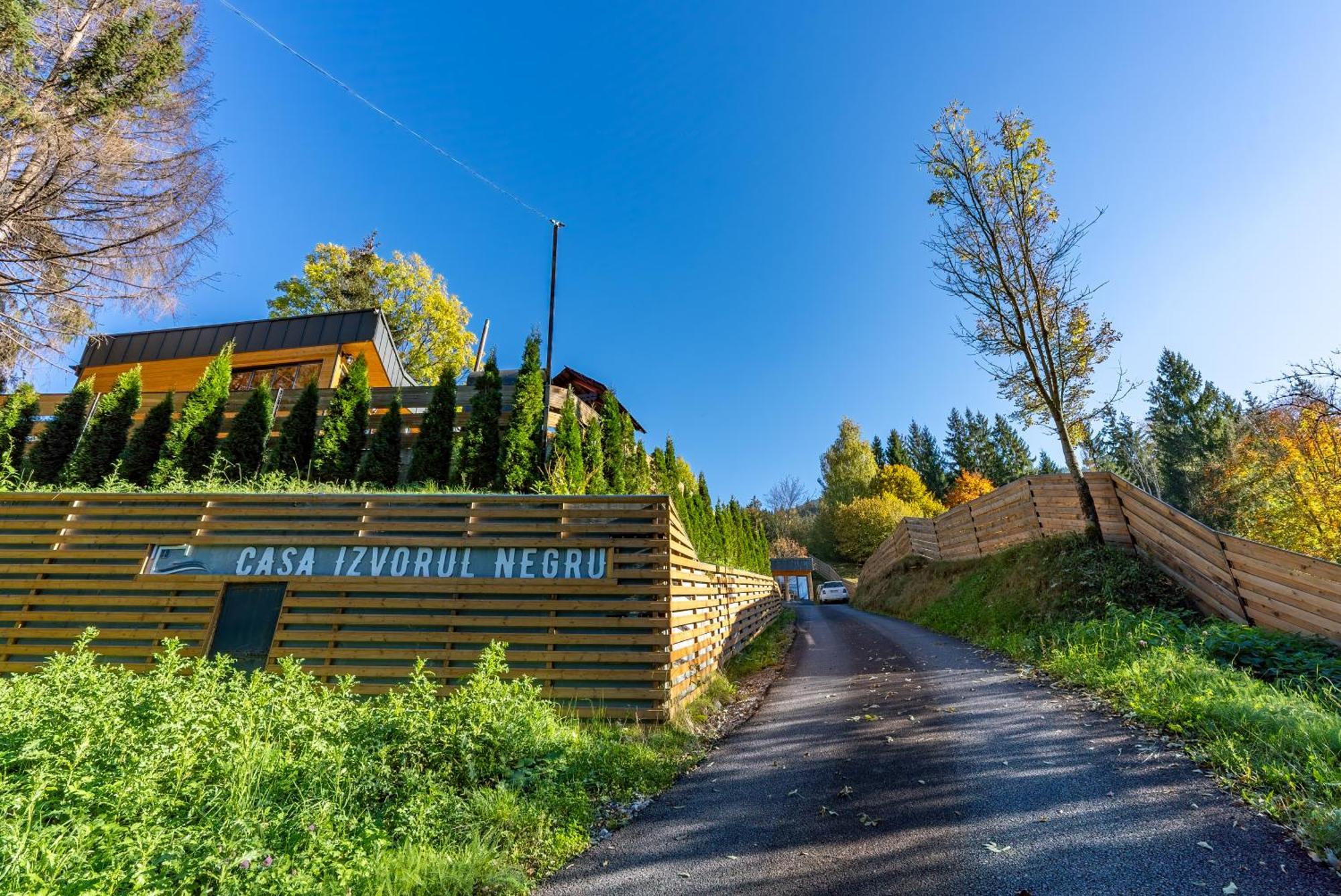 Casa Izvorul Negru Moisei Bed & Breakfast Exterior foto