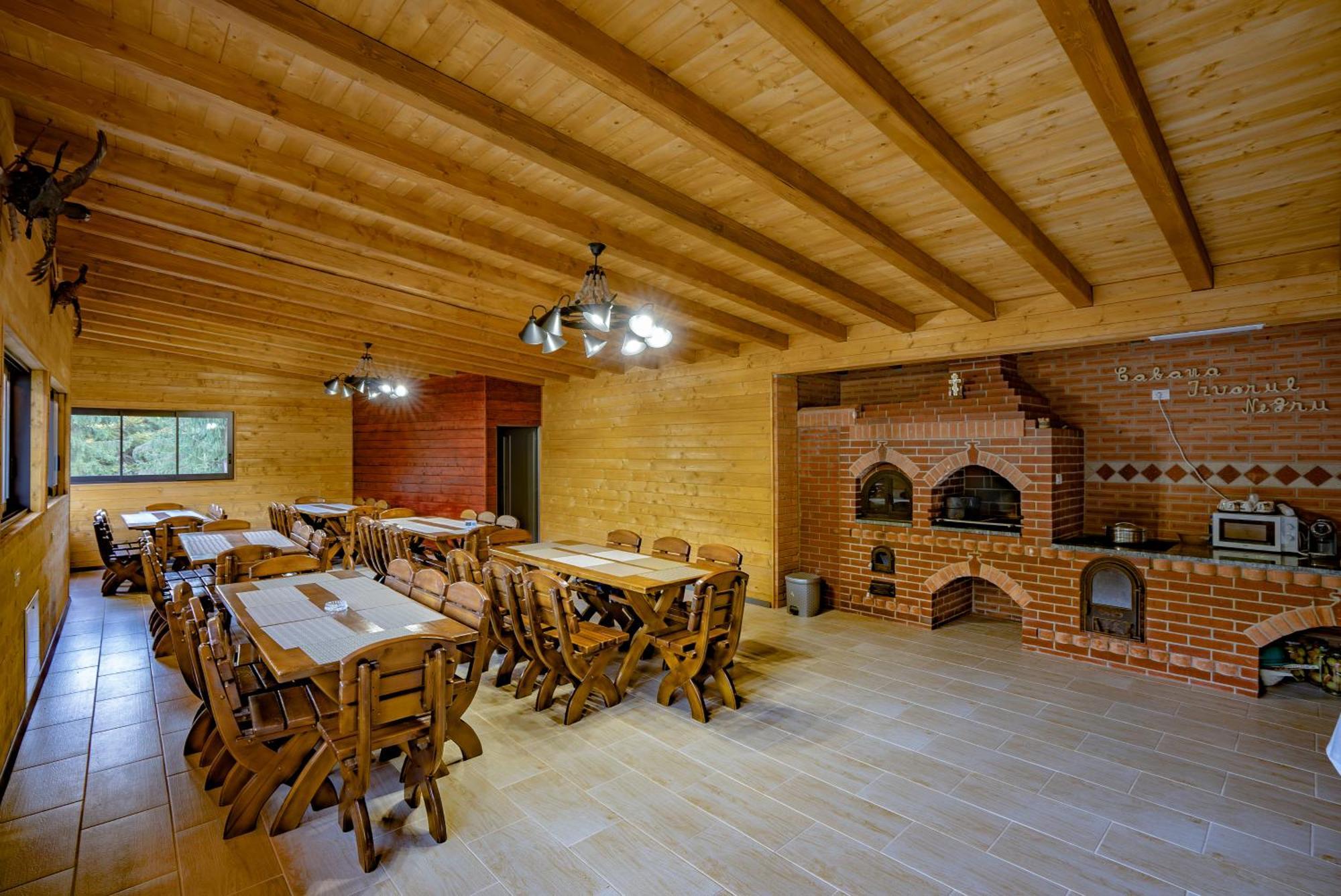 Casa Izvorul Negru Moisei Bed & Breakfast Exterior foto